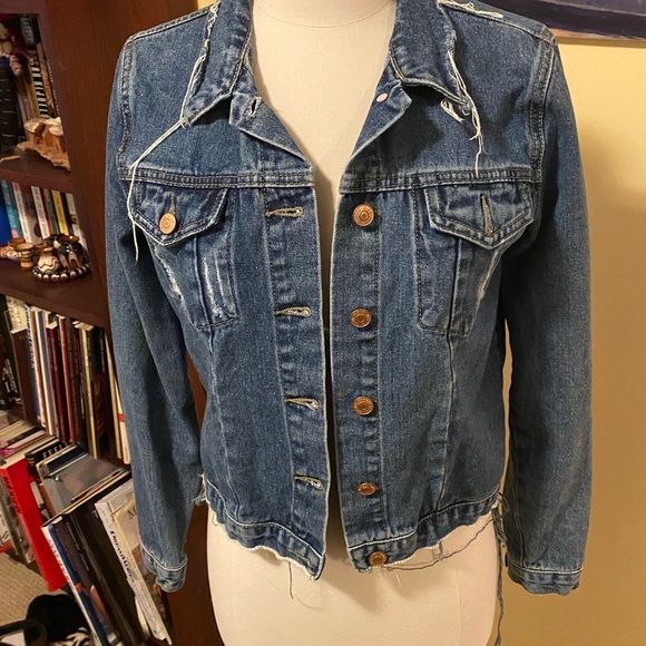 🌴Boho Vintage Floral Embroidered Denim Jacket, size xs - Picture 4 of 8